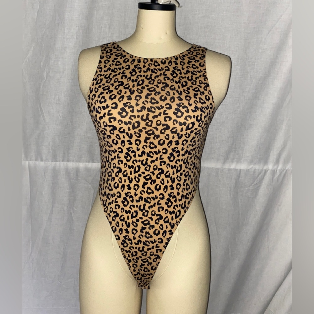 leopard print bodysuit